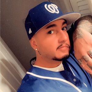 Meet your Posher, Adam